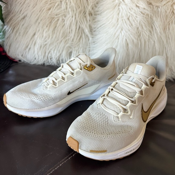Nike Pegasus 41 Women’s 7.5 White/Cream W Metallic Gold Swoosh Running Shoes - Picture 6 of 11